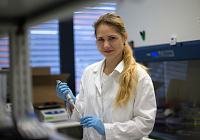 Gabriela Pavlasová, CEITEC MU, Has Received a Prestigious DISCOVERY AWARD for Her Research Results in the Field of Medicine