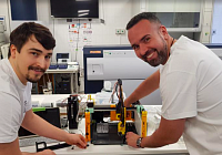 A Device That Can Analyze Body Fluid Samples Directly in Surgery Room