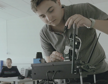 Insight into the laboratories of CEITEC BUT (video)