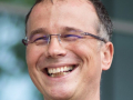 Nanoroboti jsou jako hi-tech LEGO, říká český profesor Martin Pumera, který patří mezi nejcitovanější Vědce současnosti